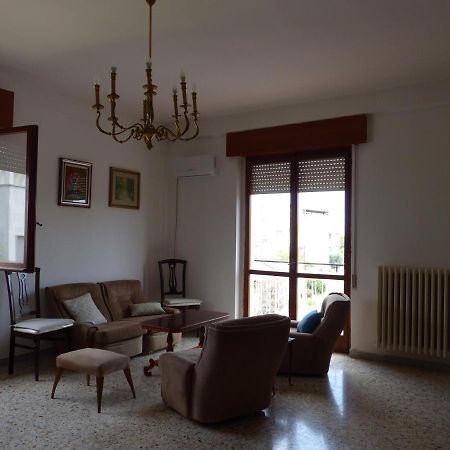 The Old Man And The Sea Apartment Brindisi Luaran gambar